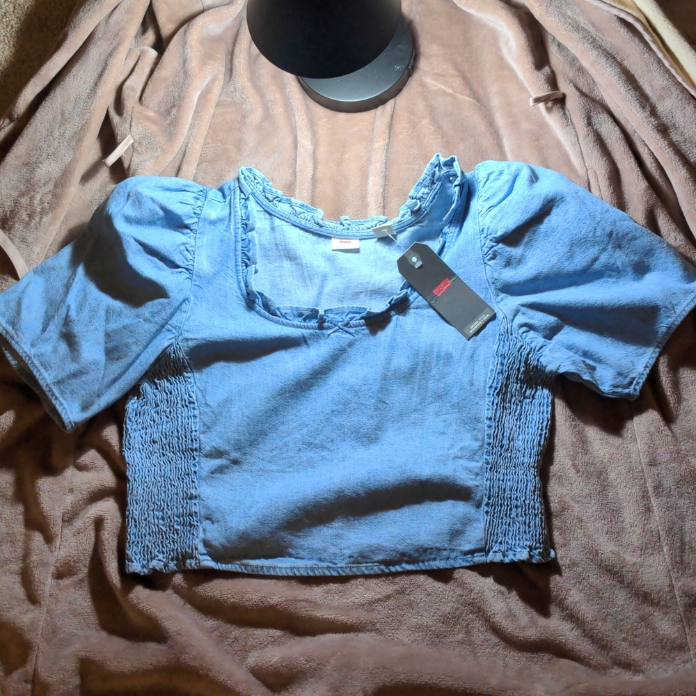 Denim Levi's crop top
